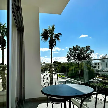 Seaside Bliss 1-bed *