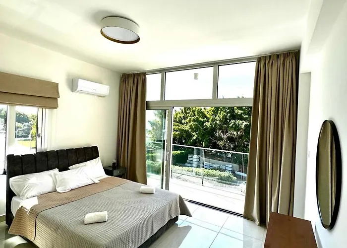 Apartamento Seaside Bliss 1-bed Paphos